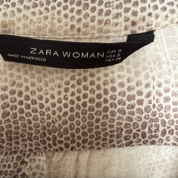 Zara Sheer Snake Skin Print V Neck Blouse Size S - Picture 4 of 6
